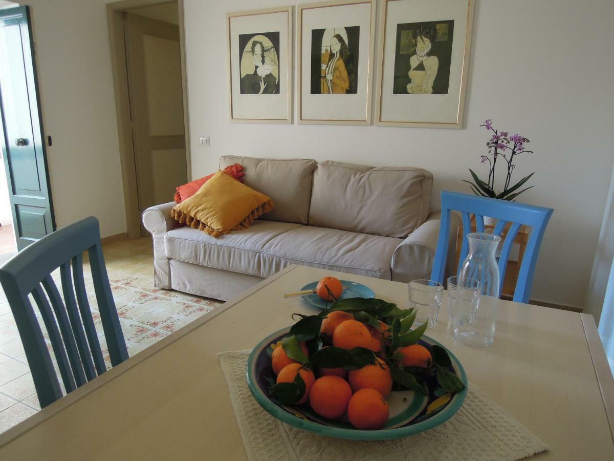 Casa De Angelis Orange & Blue Apartment ซานตาเญลโล ภายนอก รูปภาพ